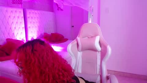 AVA online show from October 27, 9:48 pm