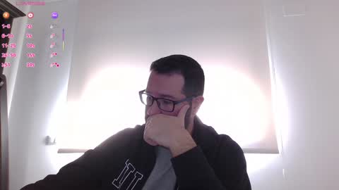 Snapshot of avago chatting on February 1, 9:43 am avago online show from February 1, 9:43 am