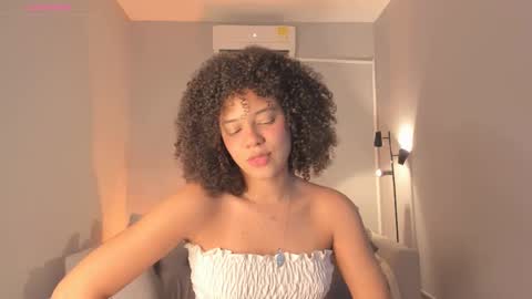 Snapshot of avalon_badger chatting on February 23, 8:44 pm Avalon online show from February 23, 8:44 pm