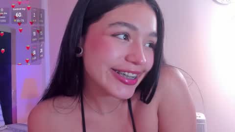 Snapshot of avascott_ chatting on September 10, 6:31 pm Ava online show from September 10, 6:31 pm
