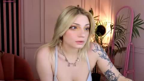 avasun online show from February 7, 10:02 pm