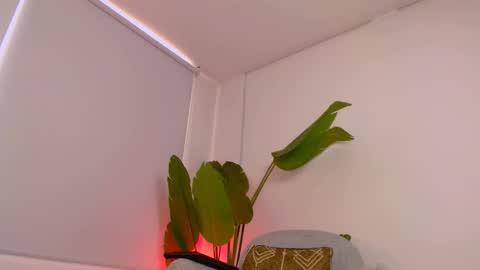 Hi im aqua is nice with me online show from March 6, 8:19 pm