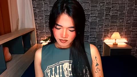 Avery online show from December 25, 5:37 am