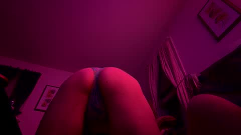 Avey Boi online show from May 17, 4:32 am