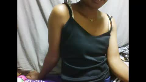 Snapshot of avontsoaldy chatting on October 19, 3:22 am avontsoaldy online show from October 19, 3:22 am