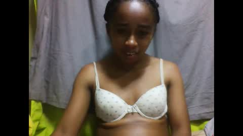 avontsoaldy online show from November 8, 6:44 pm