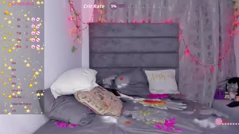 Avril online show from November 8, 3:09 am