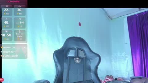 avril_jonson online show from July 18, 10:12 pm