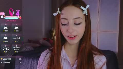 Avril online show from October 5, 10:39 pm