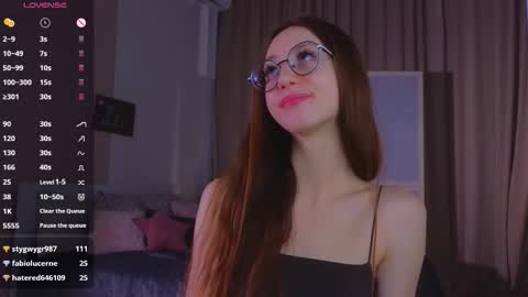 Avril online show from September 22, 11:31 pm