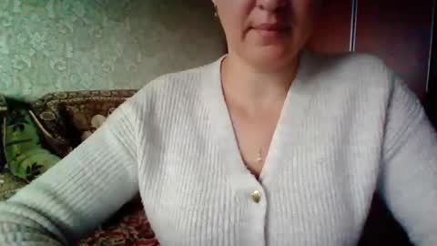 Snapshot of awesomeladyy chatting on September 30, 7:41 am awesomeladyy online show from September 30, 7:41 am
