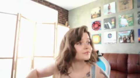 Alice online show from May 15, 10:01 am