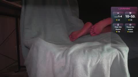 Axel online show from March 20, 4:56 pm