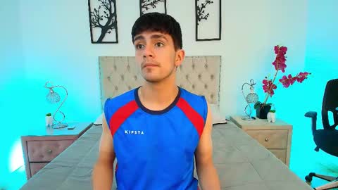 Snapshot of axel_draven chatting on October 9, 11:26 am axel_draven online show from October 9, 11:26 am
