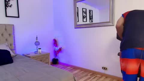 Snapshot of axel_draven chatting on October 3, 12:02 pm axel_draven online show from October 3, 12:02 pm