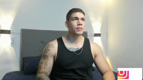INDEPENDENT MODEL  online show from August 5, 2:52 am