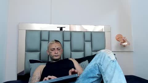    online show from January 8, 9:01 pm