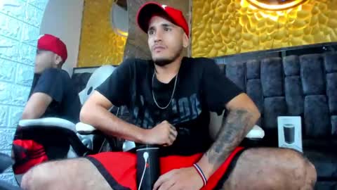 Axell Cross2 online show from March 1, 1:53 am