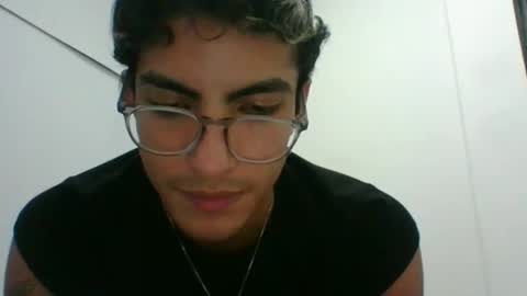 Axel  online show from February 27, 11:15 pm