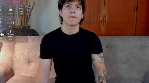 Snapshot of axelraven chatting on October 11, 2:43 pm Axel Raven online show from October 11, 2:43 pm