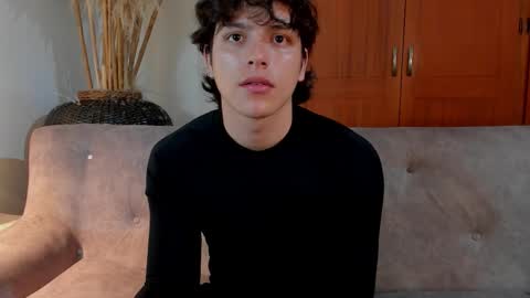 Snapshot of axelraven chatting on October 16, 7:46 pm Axel Raven online show from October 16, 7:46 pm