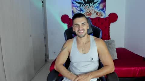 Axel online show from April 14, 10:13 pm