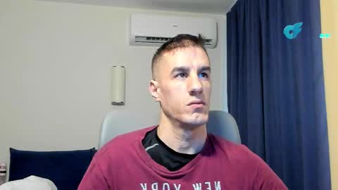 Axl online show from February 6, 4:27 am