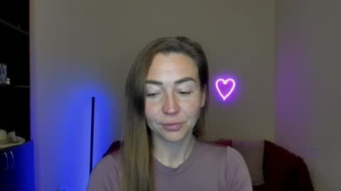 Jully online show from March 12, 6:32 pm