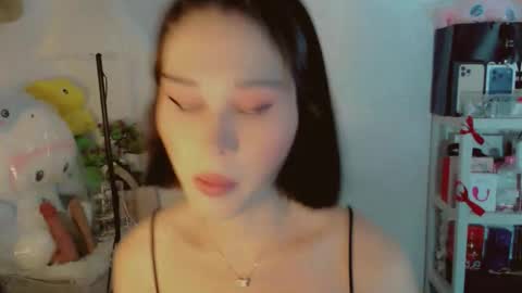 AYAHOSHILOVESYOU online show from February 17, 10:03 am