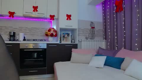 Ayanna online show from November 27, 9:22 pm