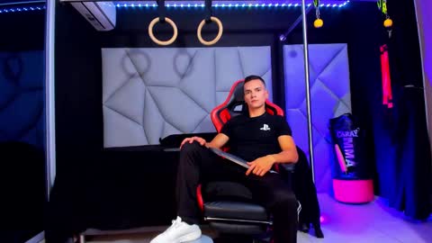 Ayden Miller online show from March 5, 2:46 am