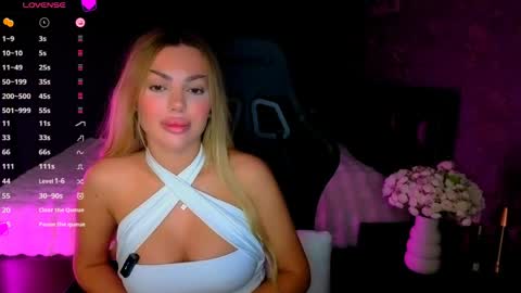  Ayla Demir  online show from April 16, 9:15 pm