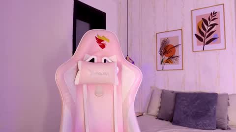 Snapshot of ayleen_dunkann chatting on September 25, 1:29 pm Ayleen online show from September 25, 1:29 pm