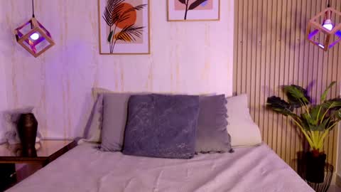 Snapshot of ayleen_dunkann chatting on September 27, 1:31 pm Ayleen online show from September 27, 1:31 pm