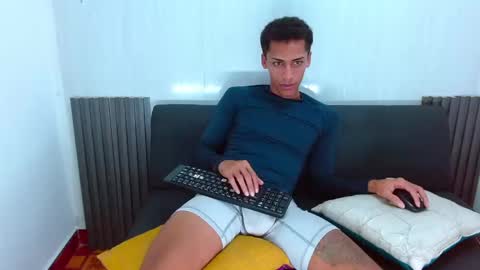 Aylen  online show from February 20, 6:03 pm