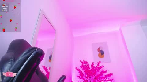 Ayliinn  online show from May 25, 3:56 am