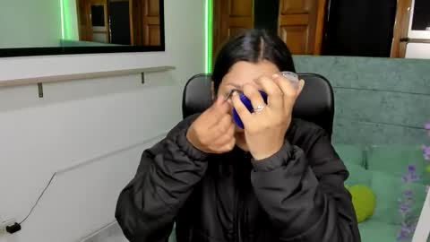 aysha_winxx online show from January 9, 3:12 am