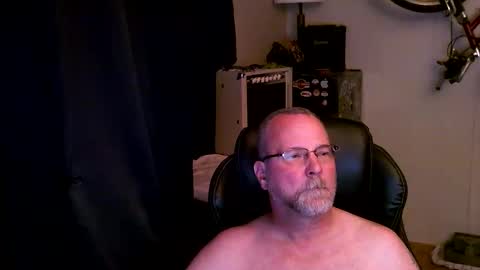 azblondeguy online show from April 18, 11:49 pm