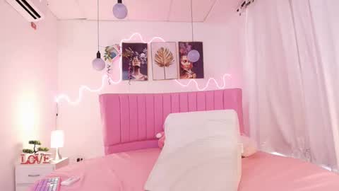 PRINCESS AZUL. online show from September 26, 10:07 pm