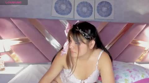 Snapshot of azuldeville chatting on September 27, 6:05 pm Azul Deville online show from September 27, 6:05 pm