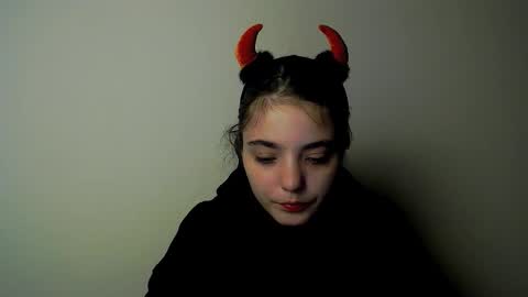 azumi_chan_ online show from October 14, 9:29 pm