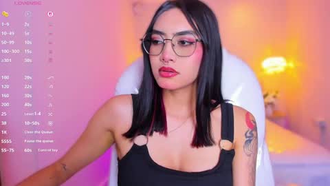 Azura online show from April 18, 12:01 am