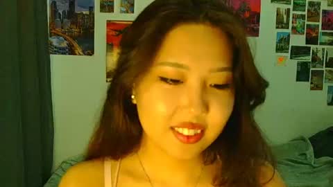 Mimi online show from July 30, 6:41 pm