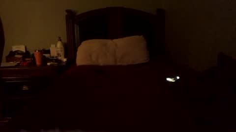 Snapshot of b_johnson530 chatting on September 14, 6:37 am b_johnson530 online show from September 14, 6:37 am