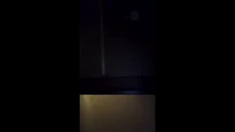Snapshot of b_johnson530 chatting on October 17, 6:50 am b_johnson530 online show from October 17, 6:50 am