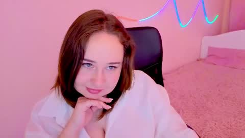 Anya online show from May 5, 9:37 am
