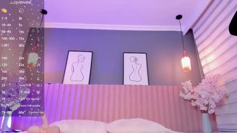 Snapshot of babe_sophiee chatting on September 26, 3:36 am babe_sophiee online show from September 26, 3:36 am