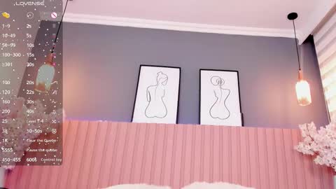 Snapshot of babe_sophiee chatting on October 11, 4:06 am babe_sophiee online show from October 11, 4:06 am