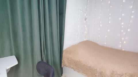 Alis online show from February 19, 5:12 pm