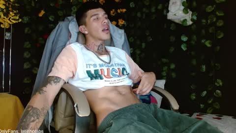 OF GxoXabs online show from January 7, 10:52 pm